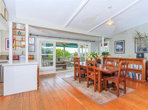 98 Calliope Road, Stanley Point