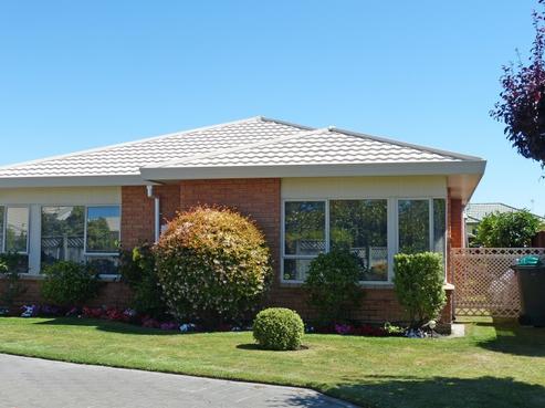 1/18 Knightsbridge Place, Taradale