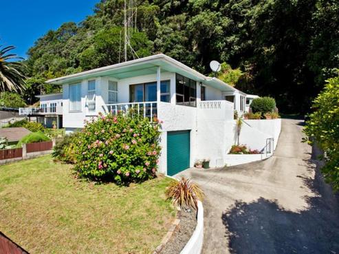 96 Pohutukawa Avenue, Ohope