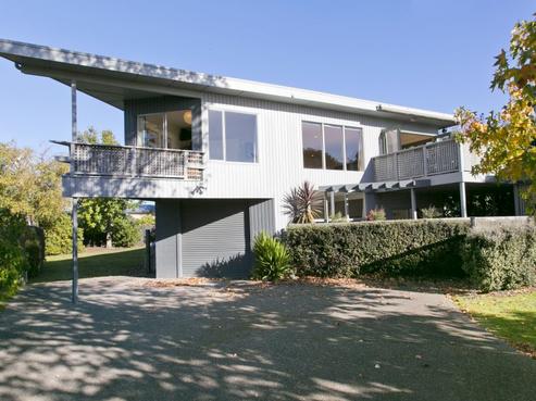 64 Wharewaka Road, Wharewaka
