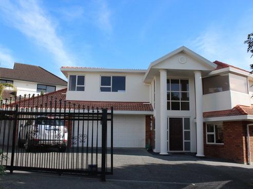 9 Tumbridge Place, Somerville
