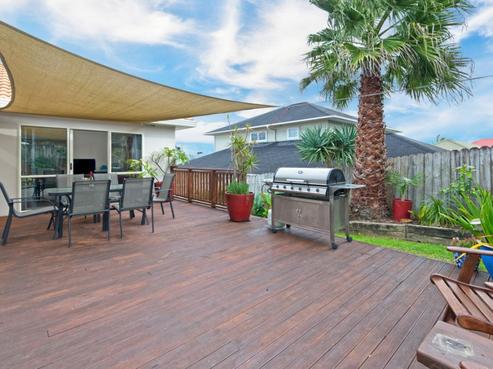 15 Oakridge Way, Northpark