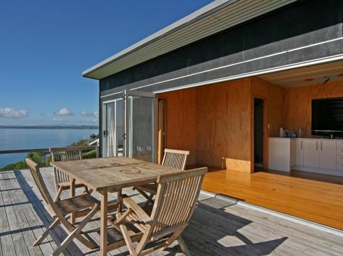 3 Ocean View Crescent, Rakino Island
