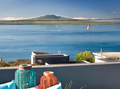 87 Seacliffe Avenue, Narrow Neck