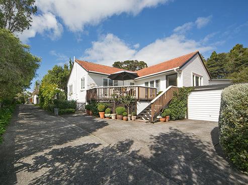 12 Konini Road, Titirangi