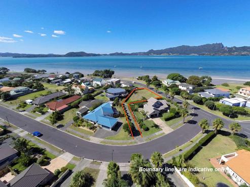 4 Bermuda Place, One Tree Point