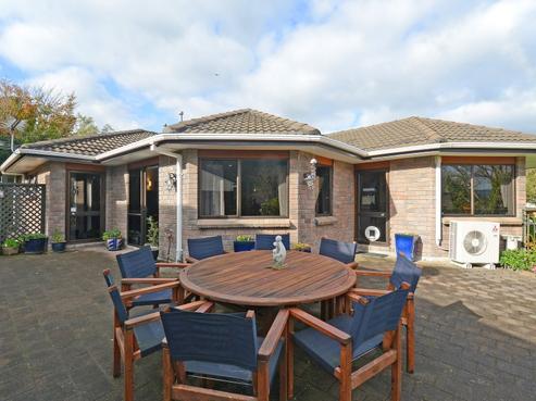 14 Clearwater Terrace, Brown Owl