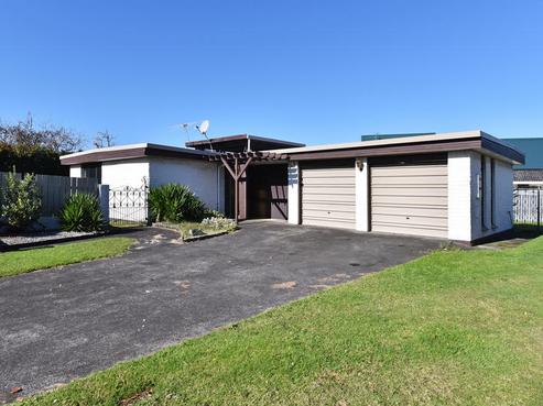 4 Walter Strevens Drive, Conifer Grove