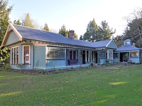 225 Adams Road, Darfield