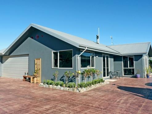 30 Whiting Drive, Wakefield