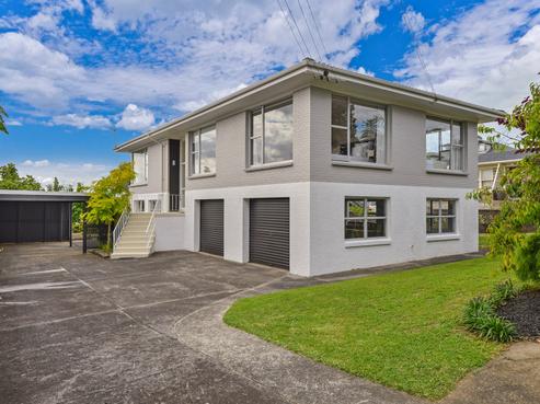12A Westwell Road, Belmont