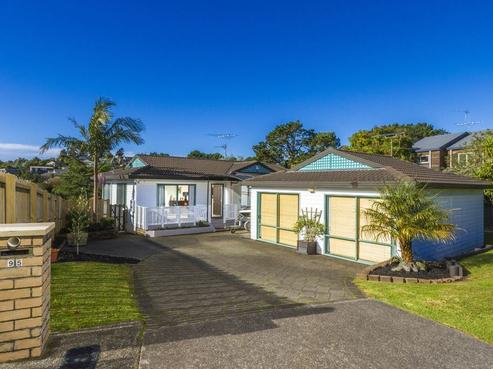 95 Unsworth Drive, Unsworth Heights