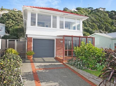 109 Marine Parade, Seatoun