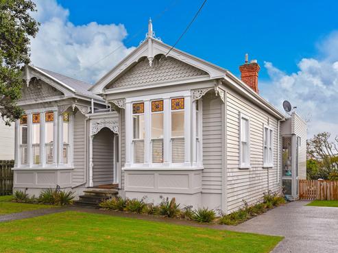 25 Russell Street, Stanley Point