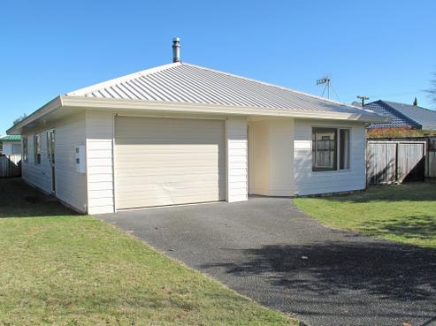 5 Arthur Crescent, Hilltop