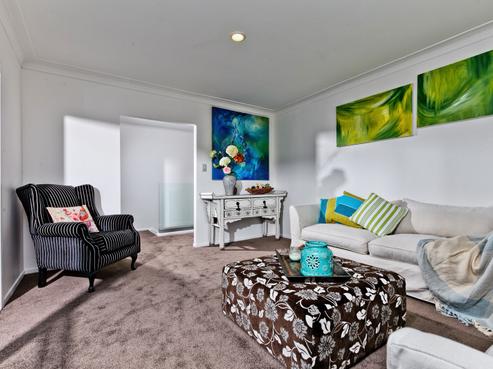 2/237 Glenfield Road, Hillcrest