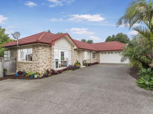 33 Trovare Place, Golflands