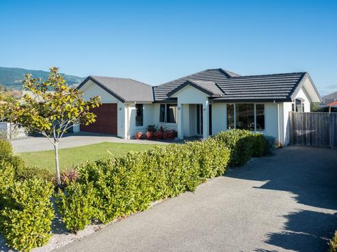 45 Covent Drive, Stoke