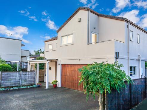 2/32 Nile Road, Milford
