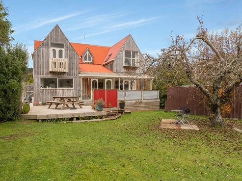 2 Gloucester Street, Silverstream