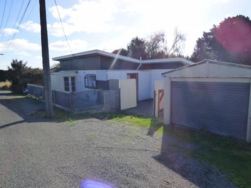 1 Course Lane, Sanson