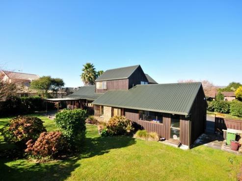 60 Ellerslie Avenue, Chartwell