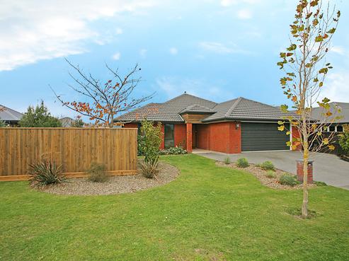 286 Southfield Drive, Lincoln