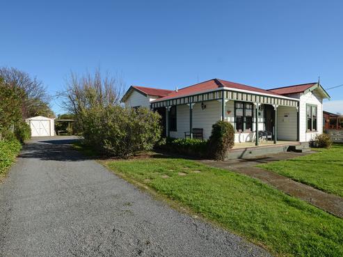 8 Venice Street, Martinborough