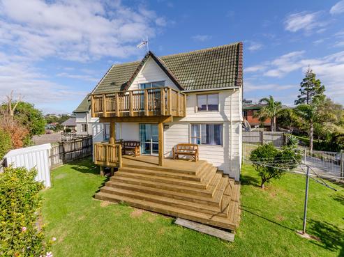 16 Portobello Place, Torbay