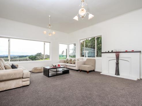 8A Hobsonville Road, West Harbour