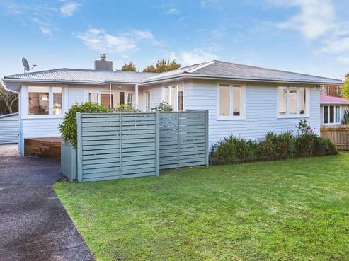 14 Wylie Avenue, Sunnynook