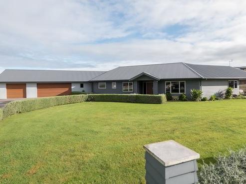 6 Denby Heights, Hawera