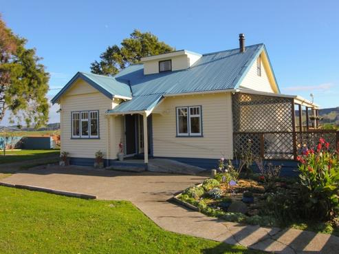 813 Ruatangata Road, Whangaehu
