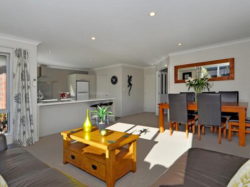 8 Bernice Crescent, Yaldhurst