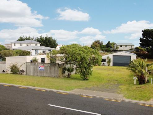 62 Pratt Avenue, Foxton Beach