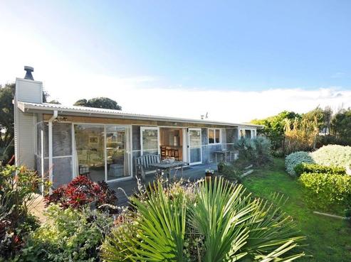 66 Ngapaki Street, Waikanae Beach