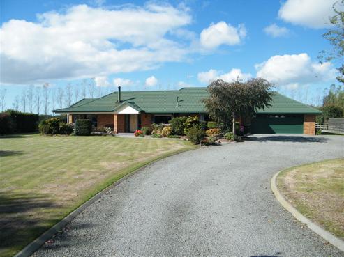 68 Kerrytown Road, Levels