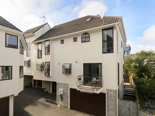 29 Macdonald Crescent, Te Aro