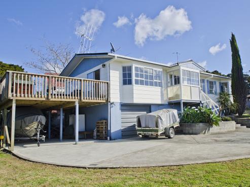 8 El Viso Place, Kamo
