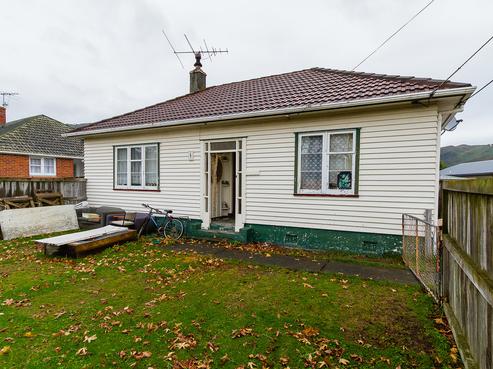 42 Bush Street, Naenae