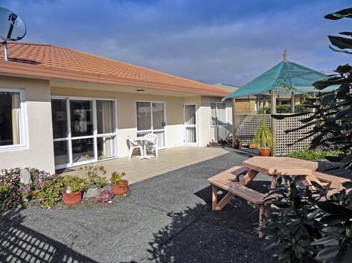 15 Elm Place, Tikipunga