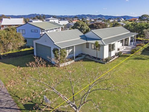 133 Waimaire Avenue, Matarangi