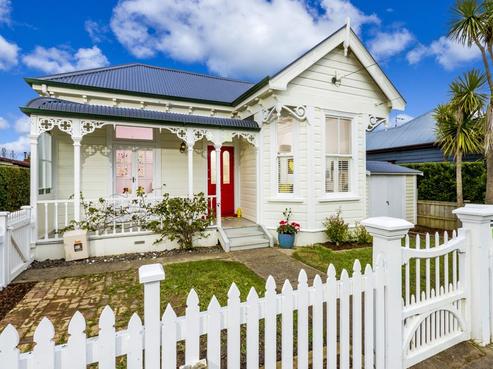 11 Patuone Avenue, Devonport