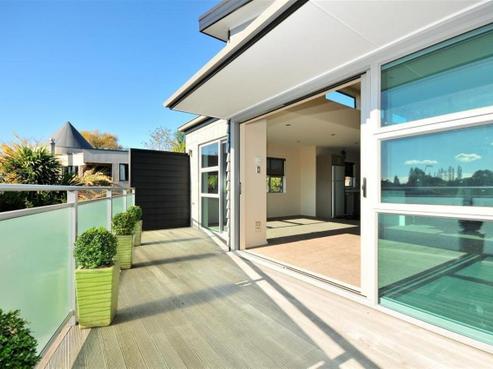 1231F Victoria Street, Whitiora