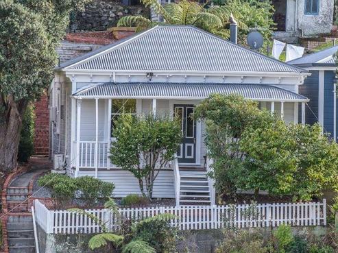 19 Patanga Crescent, Thorndon