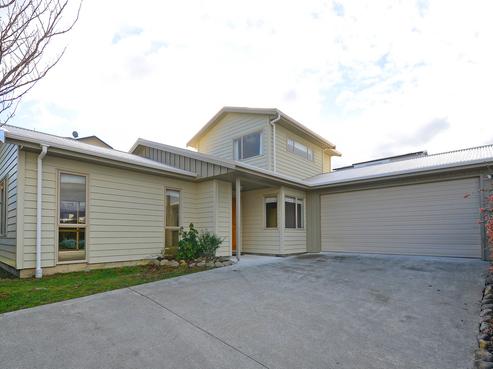 28A Kirton Drive, Riverstone Terraces