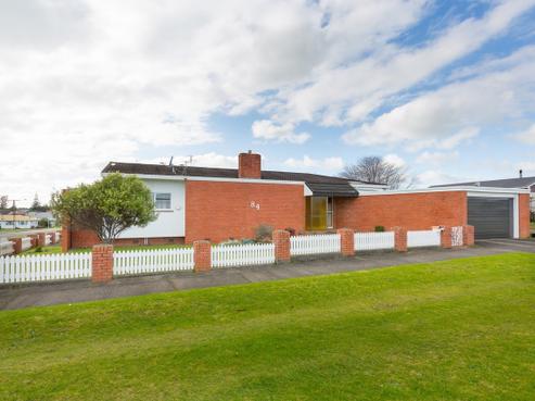84 Browne Street, Waitara