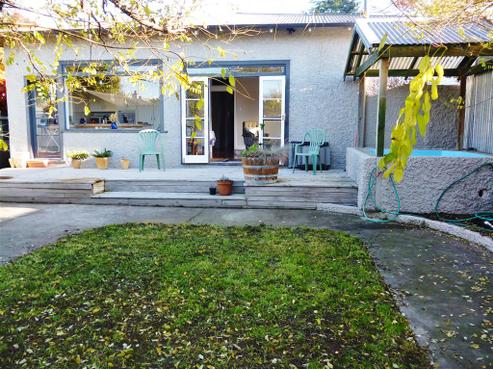 403 Saint Aubyn Street West, Hastings