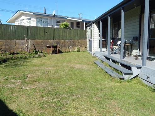 80A Lisa Crescent, Mangakakahi