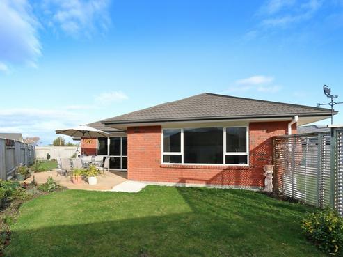 31 Fiona Crescent, Feilding
